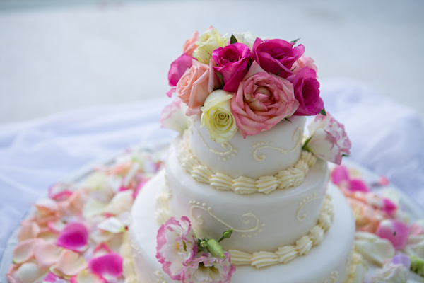 Hochzeitstorte mit echten Blumen Berlin 303 Hochzeitstorte mit echten Blumen Berlin 303